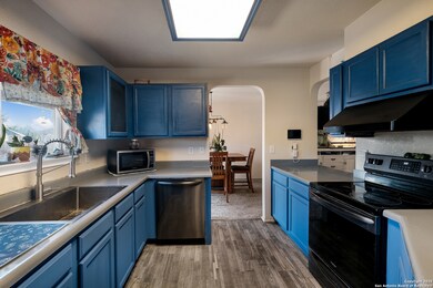 11054 Armor Arch, San Antonio, TX 78254 - photo 7