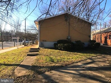 5214 Nannie Helen Burroughs Ave NE, Washington, DC 20019 - photo 4