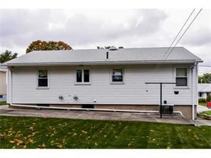 140 E View Ave, Cranston, RI 02920 - photo 6