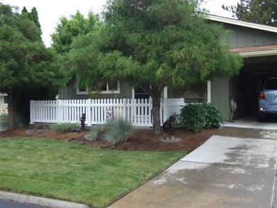 101 Rogue Ct, Rogue River, OR 97537 - photo 2