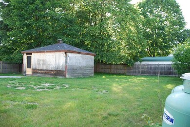 3 Hale St, Rochester, NH 03867 - photo 4