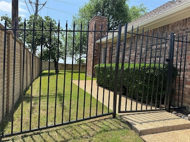 1232 Falcon Trail, Bedford, TX 76021 - photo 3