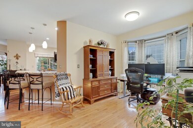 26250 Rachel Hill Dr, Chantilly, VA 20152 - photo 3