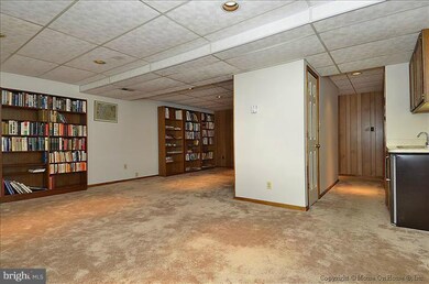 2121 Veranda Ct, Falls Church, VA 22043 - photo 5