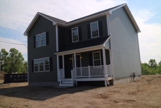 32 Hospital Rd, Riverside, RI 02915 - photo 2