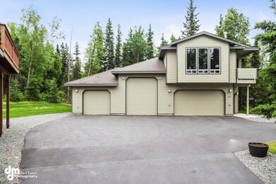 Detached Garage & Apartment 2669-FULL
