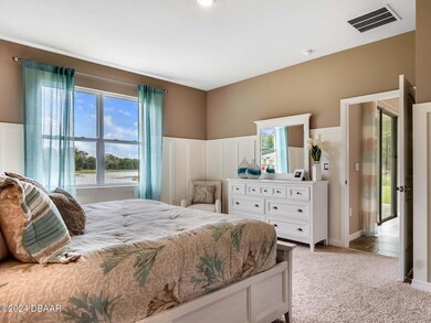 3 delray_master bed_oak leaf