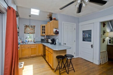 101 Nelson St, West Springfield, MA 01089 - photo 3