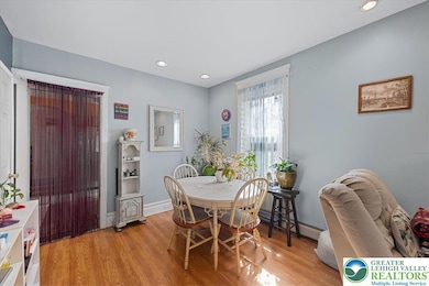 2333 S 4th St, Allentown, PA 18103 - photo 4