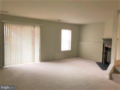 9602 Blake Ln, Fairfax, VA 22031 - photo 7