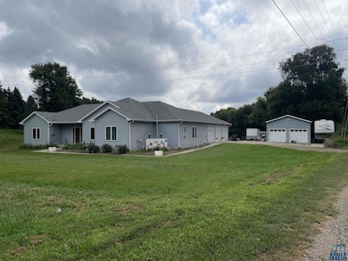 3841 Talbot Rd, Sioux City, IA 51103 - photo 2