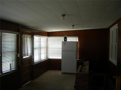 10301 W 49th St, Shawnee, KS 66203 - photo 4