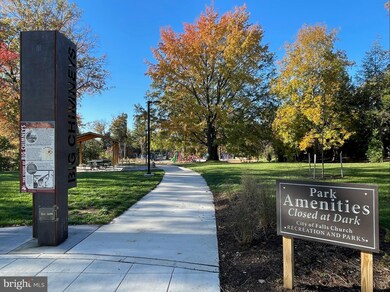 411 W Broad St unit 6, Falls Church, VA 22046 - photo 5