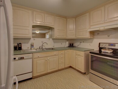 402 W Detroit St, Broken Arrow, OK 74012 - photo 6