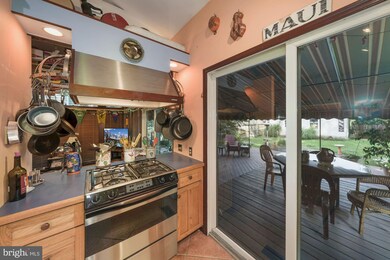 826 Chester Ave, Annapolis, MD 21403 - photo 6