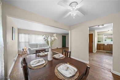 1369 Adelaide Ave SE, Warren, OH 44484 - photo 5