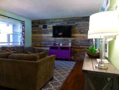 Living Room 4