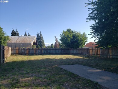 216 SE Sheridan Rd, Sheridan, OR 97378 - photo 3