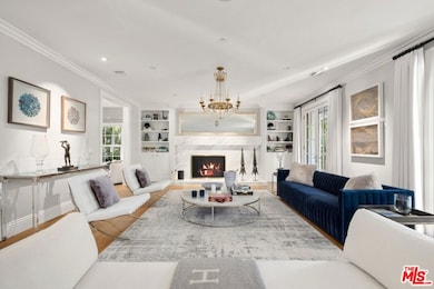 1960 Coldwater Canyon Dr, Beverly Hills, CA 90210 - photo 4