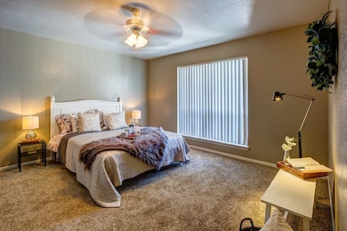 480 W Parker Rd unit 98, Houston, TX 77091 - photo 3