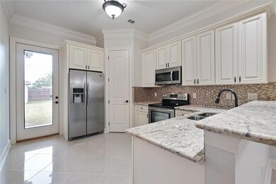 View of the gorgeous kitchen.