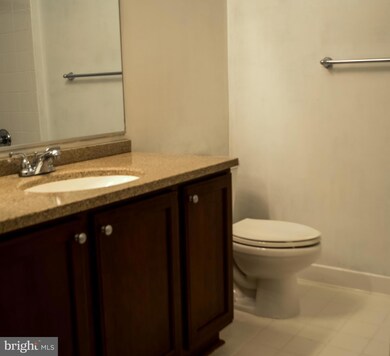 1301 Karen Blvd unit 101, Capitol Heights, MD 20743 - photo 4