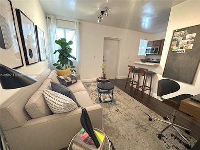 540 NW 7th St unit 26, Miami, FL 33136 - photo 2