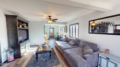 Open Living:Dining