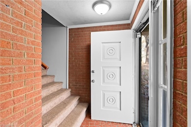 207 Bremen Dr, Lexington, NC 27295 - photo 4