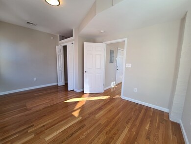 28 Cooper St unit 1, Boston, MA 02113 - photo 3