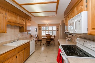 1041 S Longwood Loop AZ-23