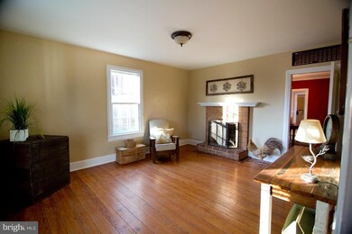 214 W Piedmont St, Culpeper, VA 22701 - photo 3