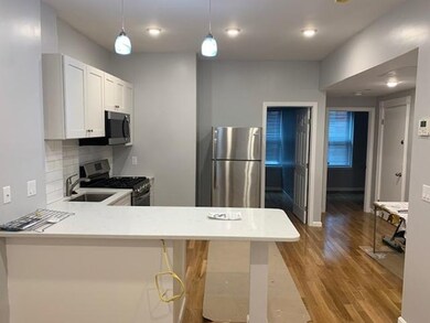 2 Baldwin Place unit 2R, Boston, MA 02113 - photo 5