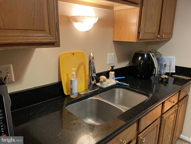 22413 Stablehouse Dr, Sterling, VA 20164 - photo 7