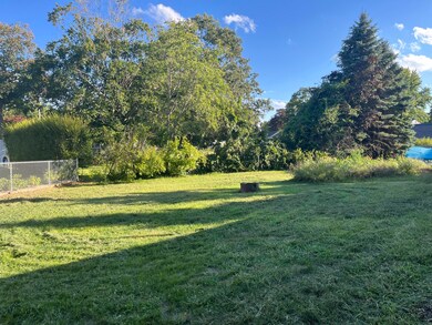 15 York St, Sanford, ME 04073 - photo 3