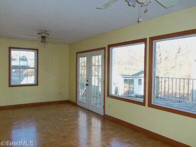 910 Fisher Cir, Asheboro, NC 27205 - photo 5