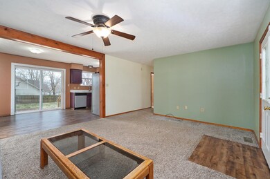 109 W Cawlfield St-8