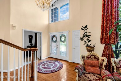 15 lakeside foyer back