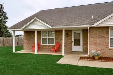 352 Joy Carol Loop, Bethel Heights, AR 72764 - photo 2
