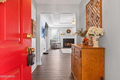 504 Amanda Way-06068