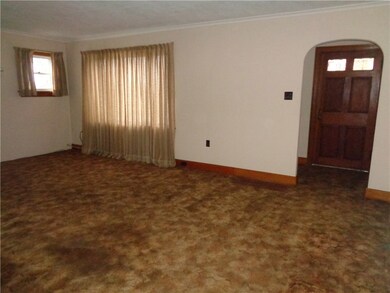 2704 Lafayette Rd, Erie, PA 16506 - photo 2