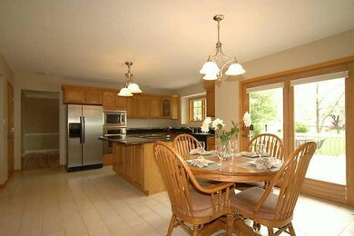 3506 Aspen Dr, West Des Moines, IA 50265 - photo 5