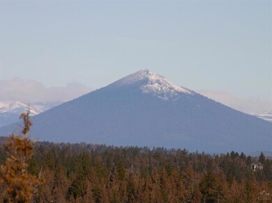 3351 NW Arrowleaf Ct, Bend, OR 97701 - photo 6