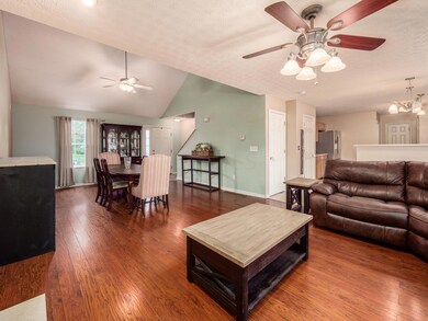 016_e_C - 631 Norfolk Sq S034