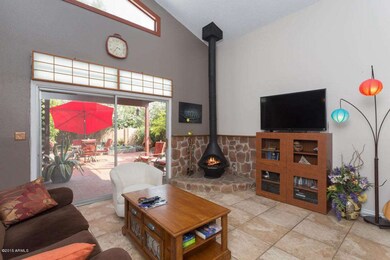 Great Room W/Fireplace