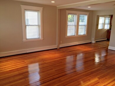 1370 Pleasant St unit 1370, East Weymouth, MA 02189 - photo 4