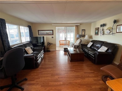 12766 Seminole Blvd unit 4, Largo, FL 33778 - photo 5