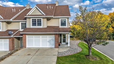 926 Ramsey St, Hastings, MN 55033 - photo 3