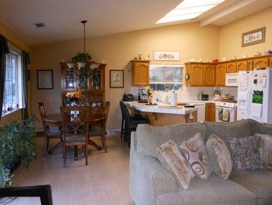 Kitchen, Dining