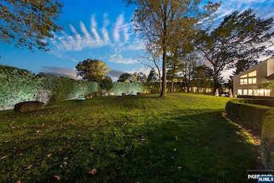 172 Truman Dr, Cresskill, NJ 07626 - photo 3